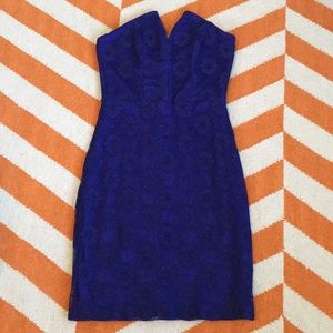 Blue lace cocktail dress